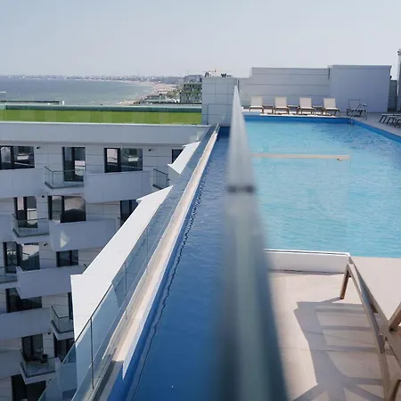 Onix Infinity Pool & 128 Apartament Năvodari
