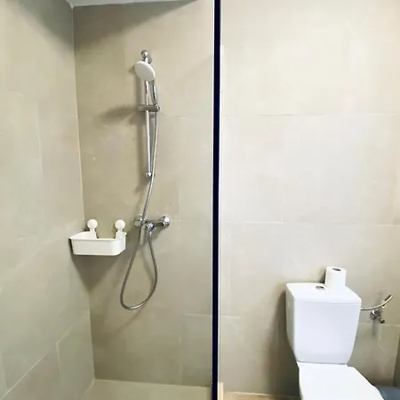 Onix Infinity Pool & 128